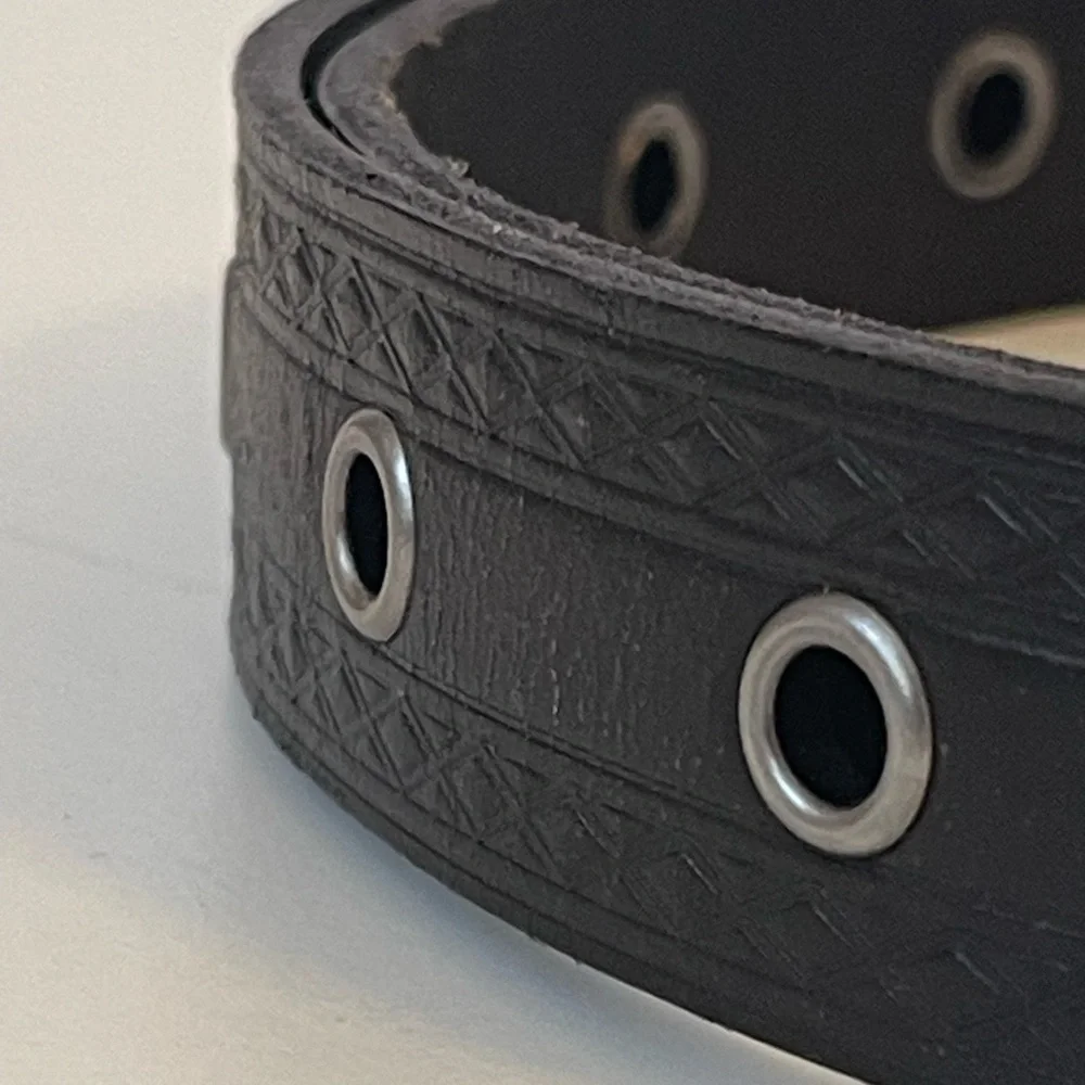 Frye Leather Grommet Belt Black Silver Buckle XL